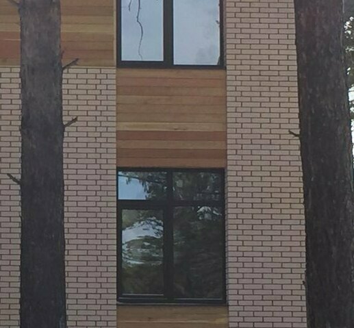 фото домов из Железногорского кирпича Кирпич в Иркутске. Железногорский